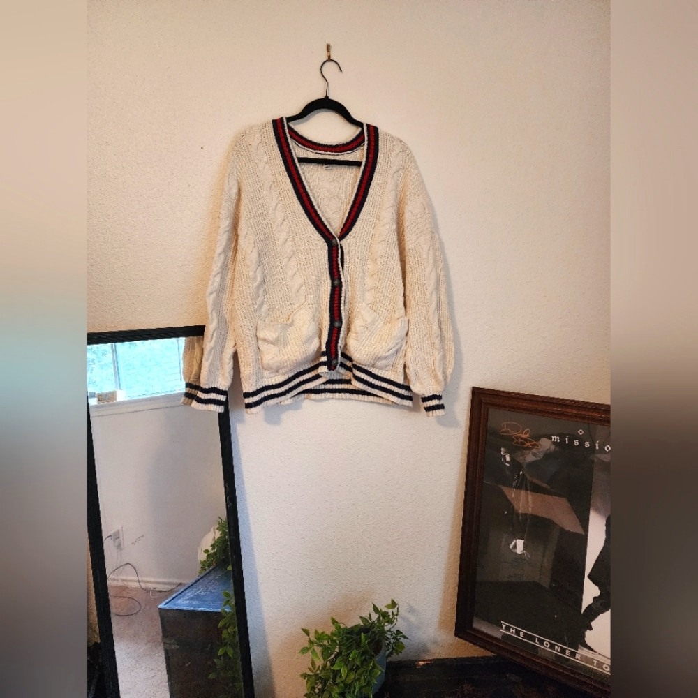 American Eagle Collegiate Oversized Cardigan | Size: M